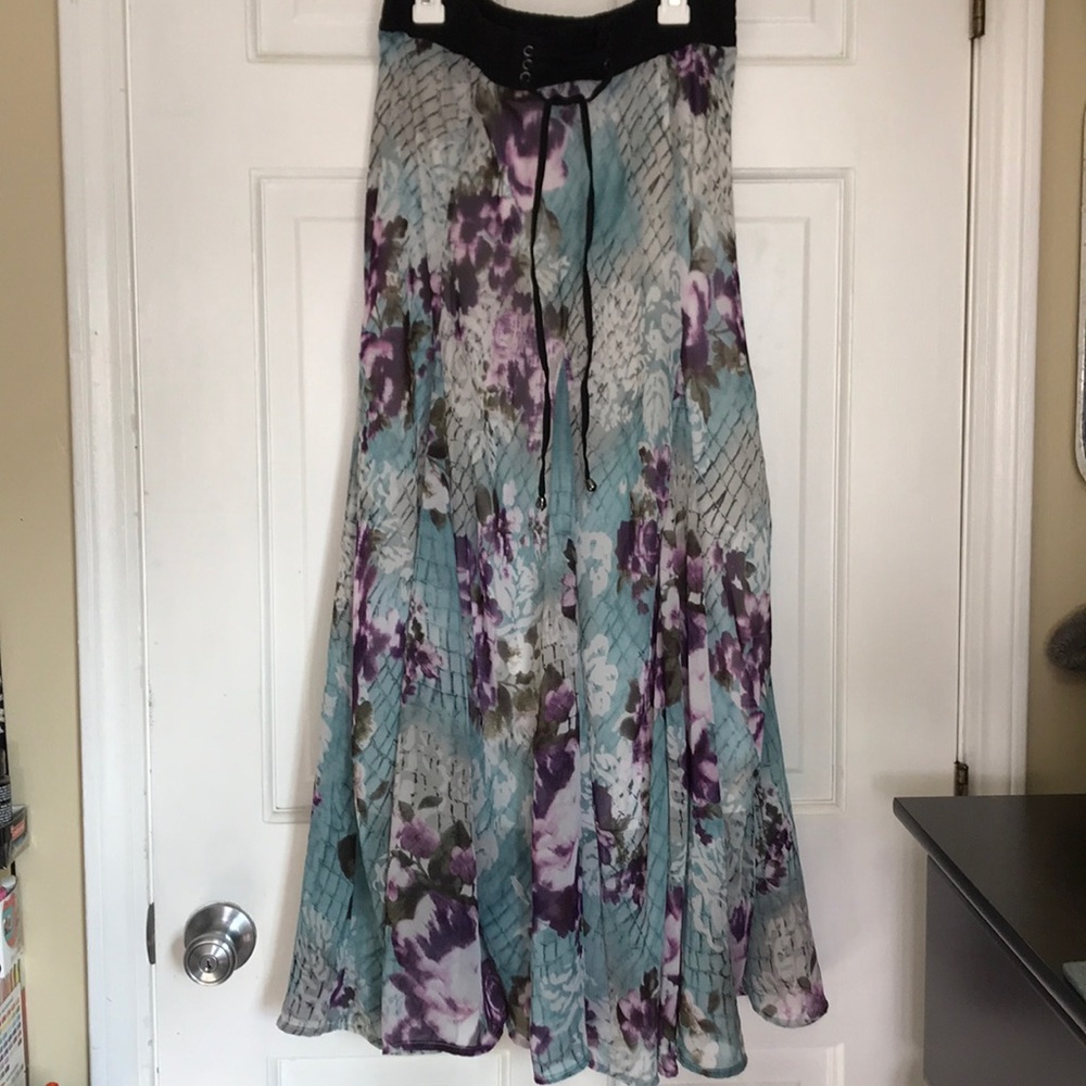 Floral maxi skirt